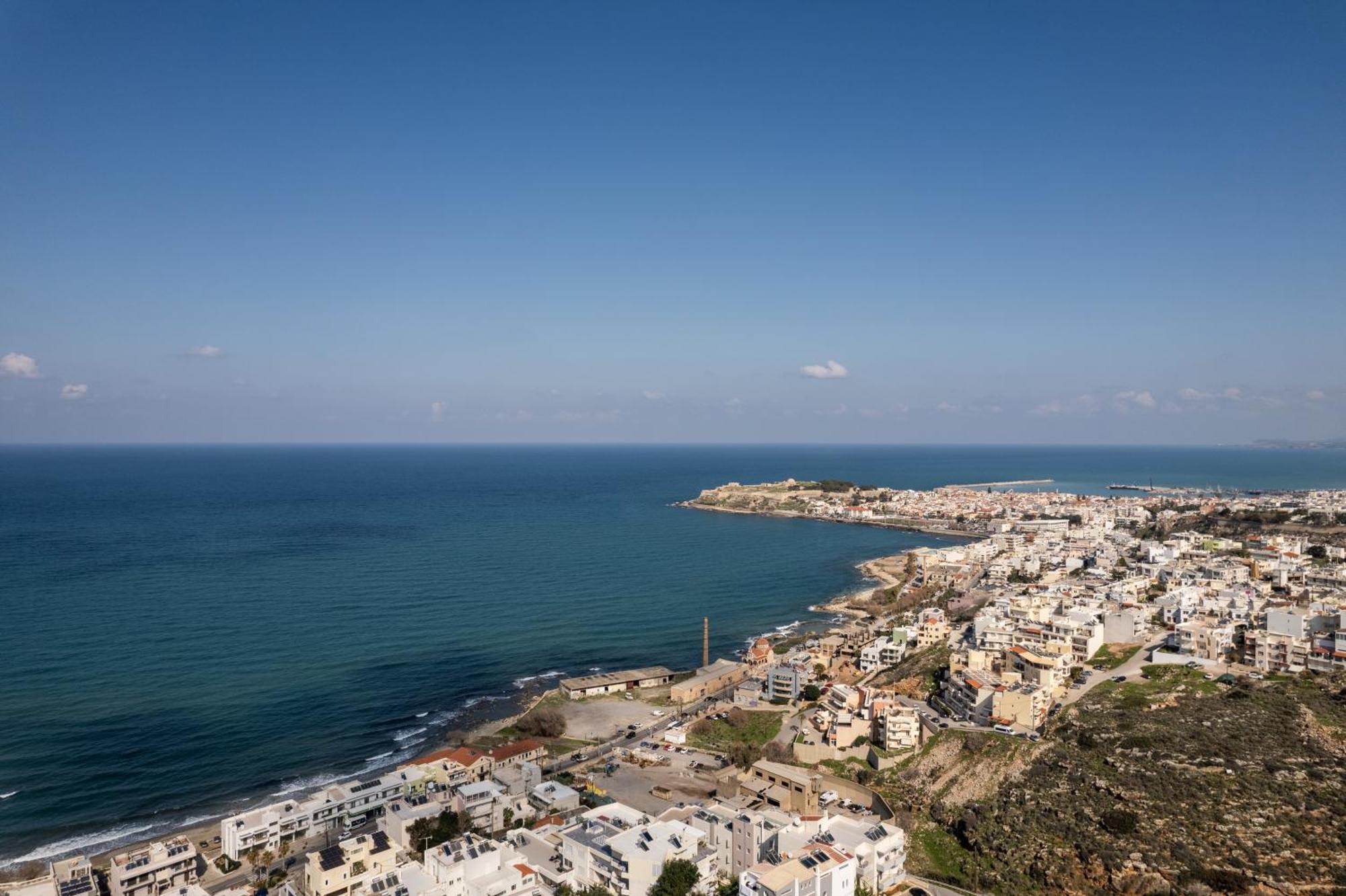 Secret View Apartment, With Private Jacuzzi Rethymno  Exterior photo